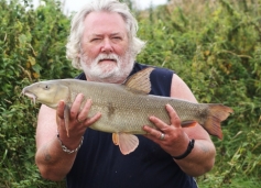 Bailiff Peter Tuke with a 9lb barbel from the Avon. Oct 2013.